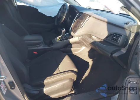 2020 Subaru Legacy Premium z USA, uszkodzony, nr VIN 4S3BWAC68L3023252